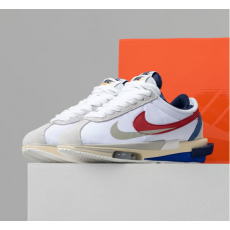 NIKE 나이키x사카이 줌 코르테즈 sp 화이트 앤 유니버시티 레드