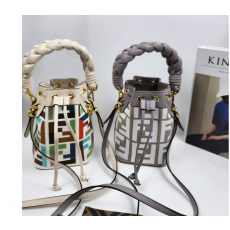 FENDI 펜디 몬트레조 미니 버킷백