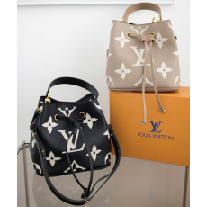 LOUIS VUITTON 루이비통 네오노에 mm