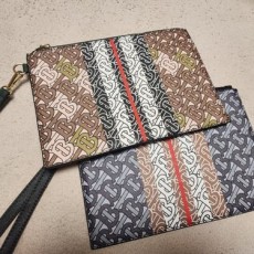 BURBERRY 버버리 클러치
