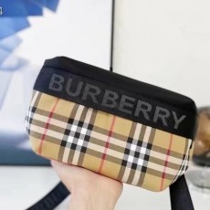 BURBERRY 버버리 체크 힙색