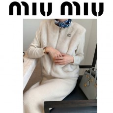 MIUMIU 미우미우 후드 퍼 조끼