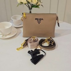 PRADA 프라다 모노크롬 크로스백