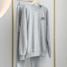 NIKE 나이키 베이직 로고 맨투맨 트레이닝 셋