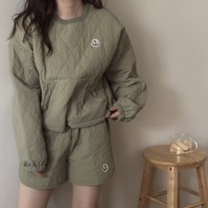 MONCLER 몽끌레어 누빔다이아 맨투맨세트