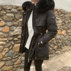 PRADA 프라다 여성 구스 개버딘 하프 패딩