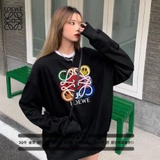 LOEWE 로에베 스마일 인형 패턴 긴팔 티셔츠