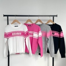 MIUMIU 미우미우 플레인 니트