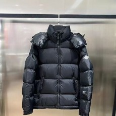 MONCLER 몽끌레어 쇼트 다운 재킷