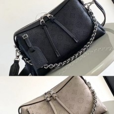 LOUIS VUITTON 루이비통  마히나 핸드 잇 올 PM