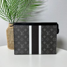 LOUIS VUITTON 루이비통 흑모노 파우치백