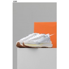 NIKE 수입프리미엄급 사카이X나이키 Vaporwaffle Sacai Sail Gum