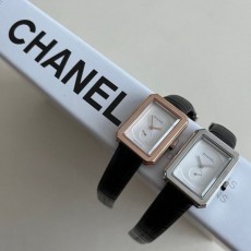 CHANEL 샤넬  보이프렌드 시계