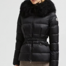 MONCLER 몽끌레어 보에드 숏패딩