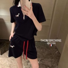 THOM BROWNE 톰브라운 퍼피 자수 반바지 세트