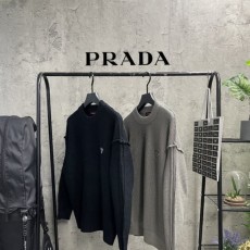 PRADA 프라다 PR자수니트