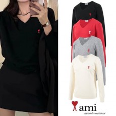 AMI 아미 드 꾀흐 V넥 울 니트