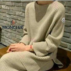 MONCLER 몽끌레어 골지니트세트