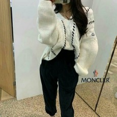 MONCLER 몽끌레어 스티치루즈니트