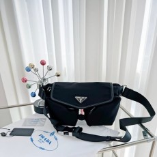 PRADA 프라다 리나일론 숄더백
