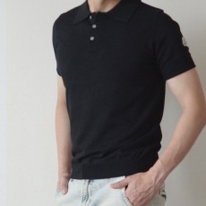 버튼카라 니트티