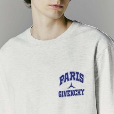 지** 파리스 가슴로고 티셔츠