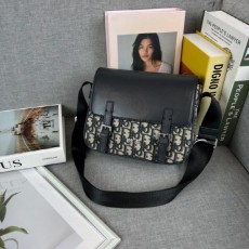 디* 오블리크 메신져 숄더 크로스백