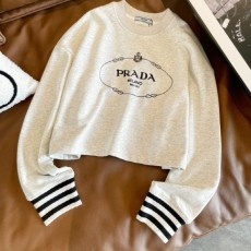 프** 23FW 엠브로이더드 크롭핏 맨투맨 - 수입 (여성)