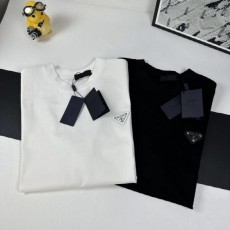 프** 23SS 플레이트 로고 반팔티 - 수입