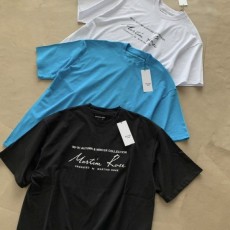 마*** 클래식 로고 반팔티 - 수입