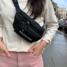 발**** 휠 벨트 힙색