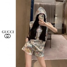 구* 타이거 민소매 후드 투피스