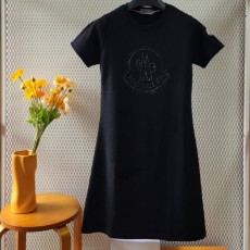 큐빅 로고 여성 원피스