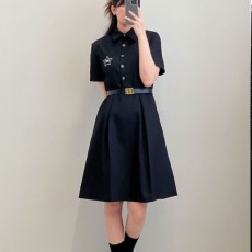 디* 여성 스타자수 금장 벨트 카라원피스