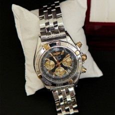 브**** CHRONOMAT B01 블랙다이얼