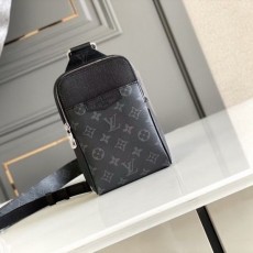 루* 23SS 아웃도어 슬링백