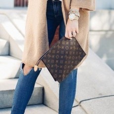 루* 토일레트리 26모노그램 클러치