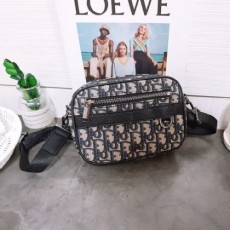 디* 사파리 메신저백 남자 크로스