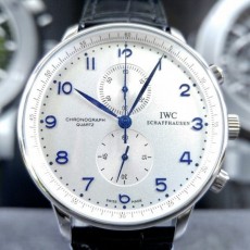 I** 포르투기저 로노그래프 블루스카이