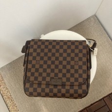 루* 디스트릭스 크로스백