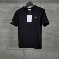 샤* 로고 자수 티셔츠