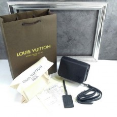 루* NEW M82085 ㅡ패스트라인 웨어러블 월릿