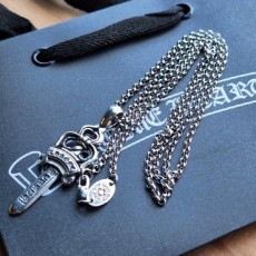 [275번] 크* 대거 펜던트 목걸이