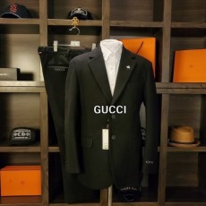 구* 시그니쳐 클래식허니 슈트 셋트