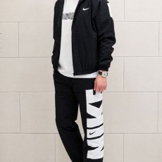 나** 해외매장판 바스켓볼 바람막이 트레이닝셋