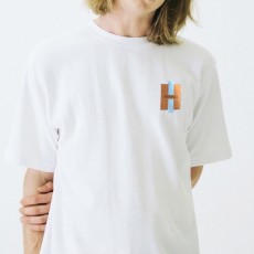 에*** H로고 라운드 반팔티