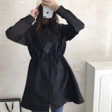 프** 블랙 나일론후드 바람막이 여성