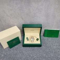 로** 데이데이트 18K로즈골드 금통 입고!!