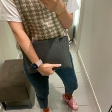 보** 22ss 수입최상급 위빙 스트랩 클러치