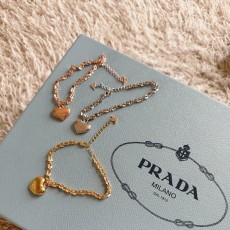 PRADA 프라다 이터널 팔찌